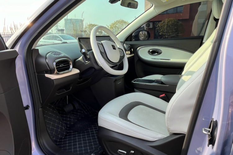 江淮钇为 钇为3 2023款 505km Pro中控内饰7001