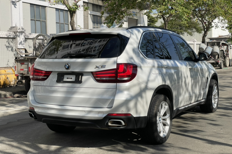 宝马X5(进口) 2015款 xDrive28i车身外观6009