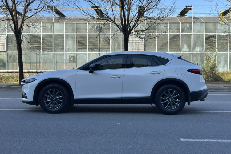 马自达CX-4 2021款 2.0L 自动两驱蓝天活力版车身外观6002