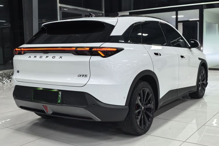 ARCFOX极狐 极狐 阿尔法T5(ARCFOX αT5) 2025款 630 神行版车身外观6003