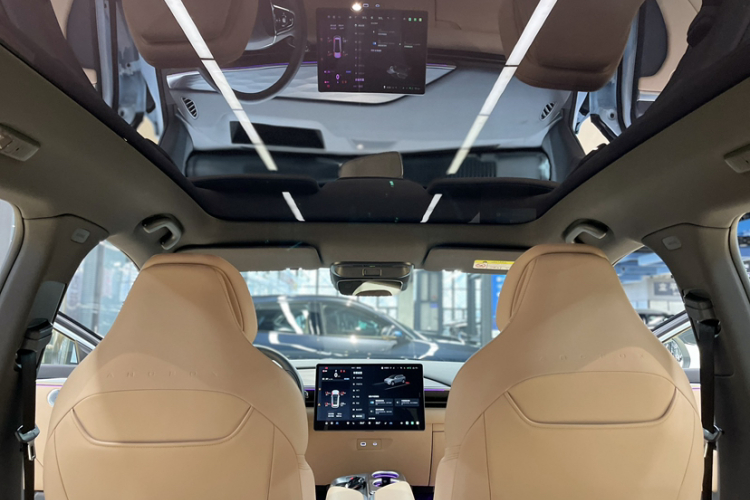 ARCFOX极狐 极狐 阿尔法T5(ARCFOX αT5) 2025款 520 MAX局部细节22