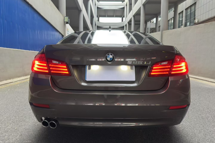 宝马5系 2014款 525Li 领先型车身外观6001