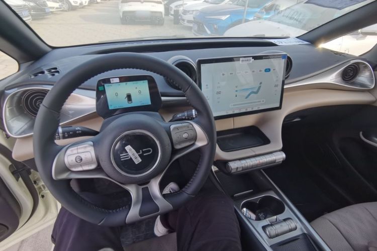 比亚迪 海豚 2025款 420km 自由版中控内饰7001