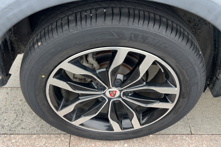 荣威RX5 2016款 20T 两驱自动互联网智享版车身外观6007