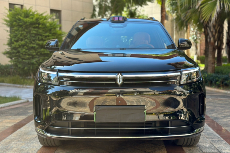 鸿蒙智行 问界M7 2024款 1.5T 智驾四驱Ultra版 5座车身外观6010