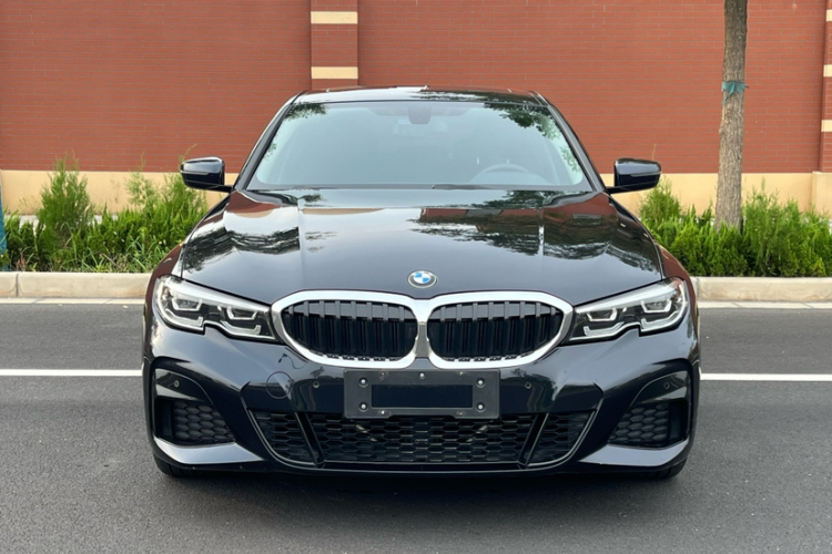 宝马3系 2020款 320Li M运动套装车身外观6003