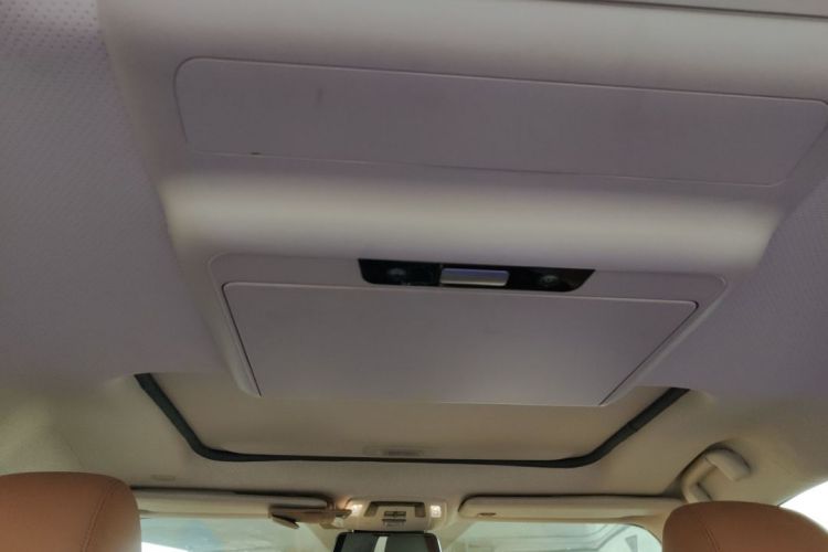 丰田 赛那SIENNA 2021款 2.5L混动 尊贵版局部细节57