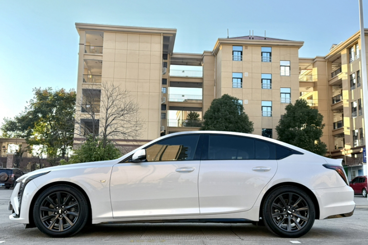 凯迪拉克CT5 2024款 28T 尊贵型车身外观6002