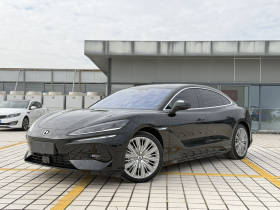 腾势Z9 2024款 1100km 四驱Ultra版