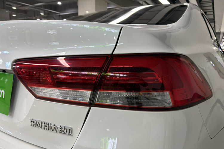 起亚K4 2014款 1.8L 自动DLX车身外观6010