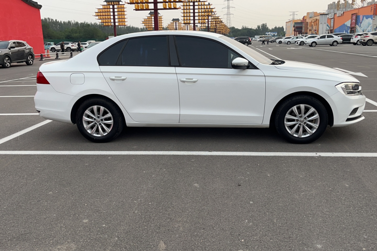 大众 宝来 2016款 1.6L 手动时尚型车身外观6003