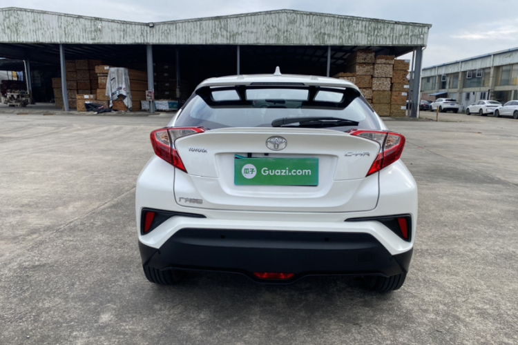 丰田C-HR 2020款 2.0L 领先版车身外观6004