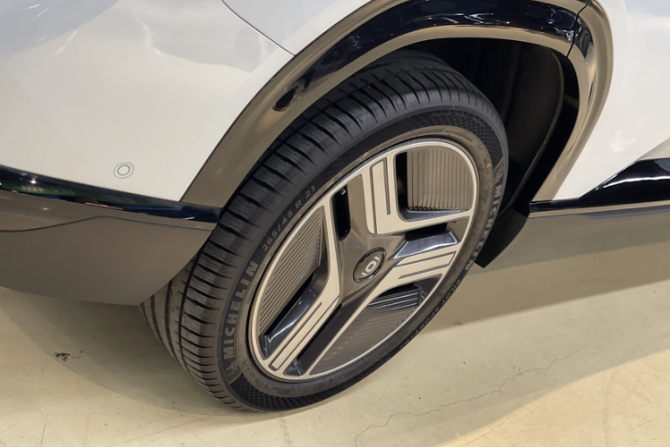 长安启源E07 2026款 纯电 四驱 90kWh 大成版车身外观6014