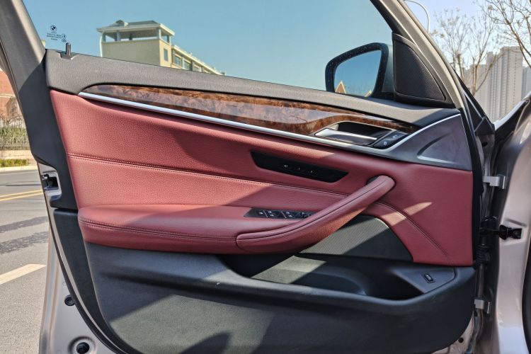 宝马5系 2018款 528Li 上市特别版中控内饰7007