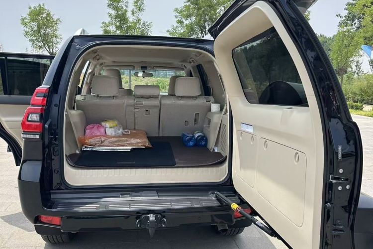 丰田 普拉多（平行进口）中控内饰7004