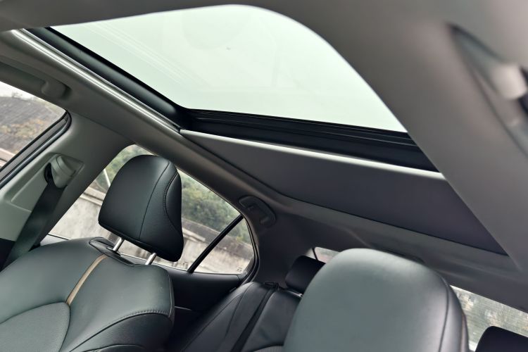 丰田 凯美瑞 2021款 2.5G 豪华版局部细节22