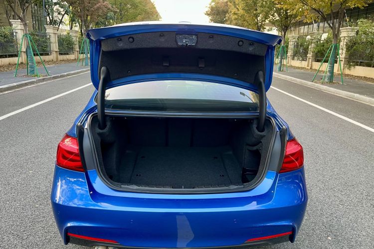 宝马3系 2017款 320Li M运动型局部细节23