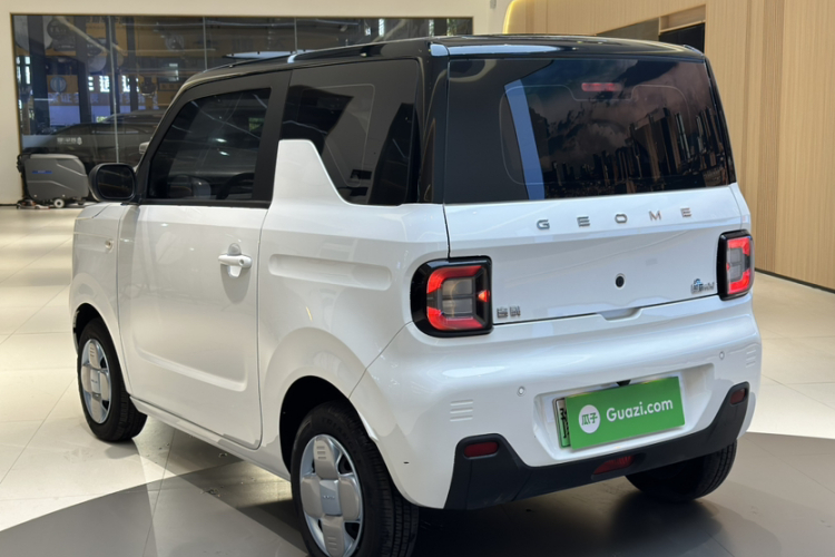 吉利银河 2024款 熊猫mini 200km 耐力熊车身外观6002