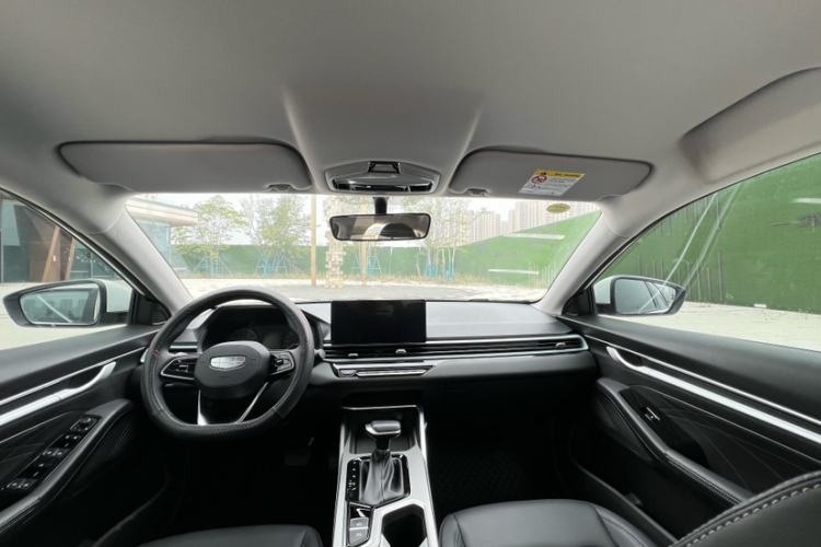 吉利汽车 帝豪 2025款 第4代 1.5L CVT星耀版中控内饰7003