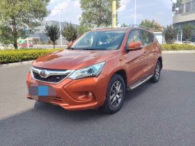 比亚迪 宋 2017款 盖世升级版 1.5TI 手动精英型