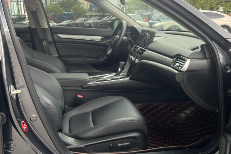 本田 雅阁 2022款 260TURBO 豪华版局部细节41