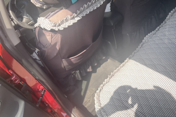 丰田 YARiS L 致炫 2015款 1.5E 自动魅动版车身外观6007