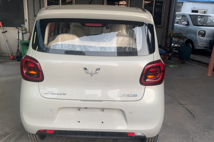 五菱汽车 宏光MINIEV 2025款 四门版 进阶款车身外观6003