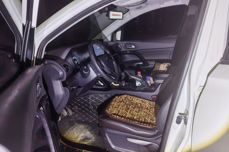 广汽传祺 传祺GS4 2018款 200T 手动两驱精英版中控内饰7003