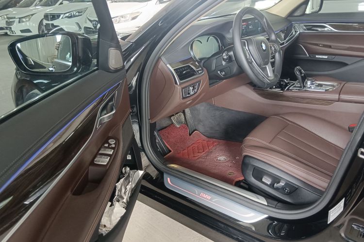 宝马7系 2016款 730Li 领先型中控内饰7007