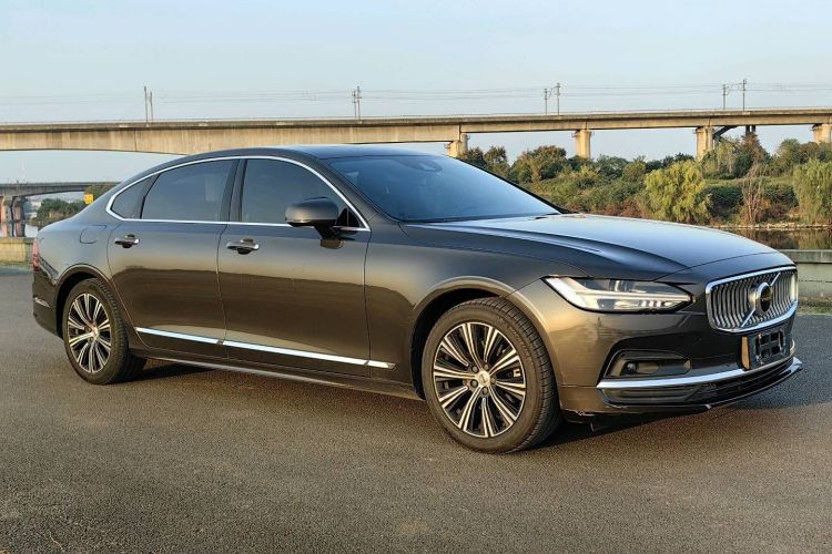 沃尔沃S90 2021款 B5 智逸豪华版车身外观6006