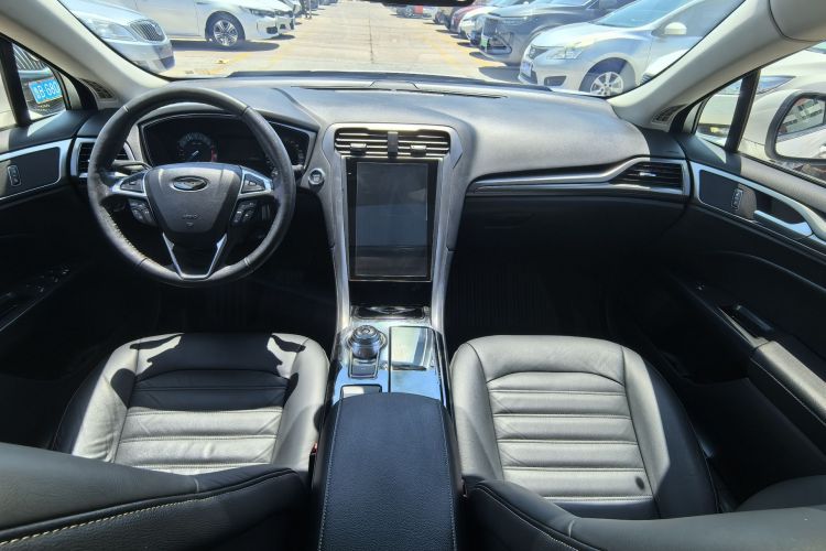 福特 蒙迪欧 2017款 EcoBoost 200 时尚型局部细节16