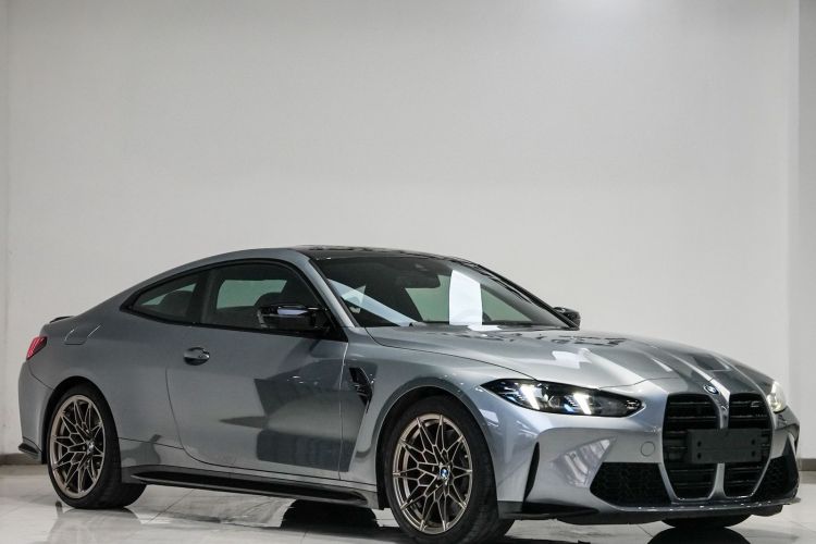 宝马M4 2024款 M4双门轿跑车 M xDrive 雷霆版车身外观6001