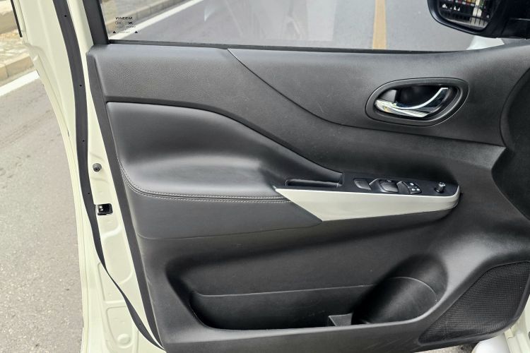 日产 途达 2020款 2.5L XL Upper 4WD 自动四驱豪华版局部细节9002