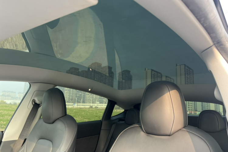 特斯拉 Model Y 2022款 后轮驱动版局部细节22