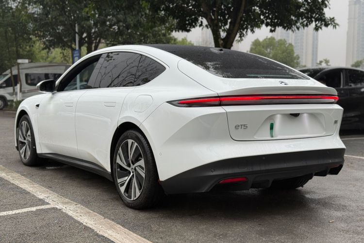 蔚来ET5 2024款 75kWh车身外观6004