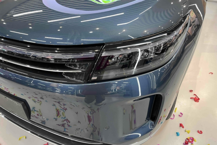 鸿蒙智行 问界M7 2024款 1.5T 智驾四驱Ultra版 5座车身外观6006