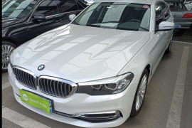 宝马5系 2019款 530Li xDrive 豪华套装