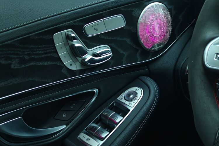 奔驰C级 2020款 改款 C 260 L 运动版中控内饰7008