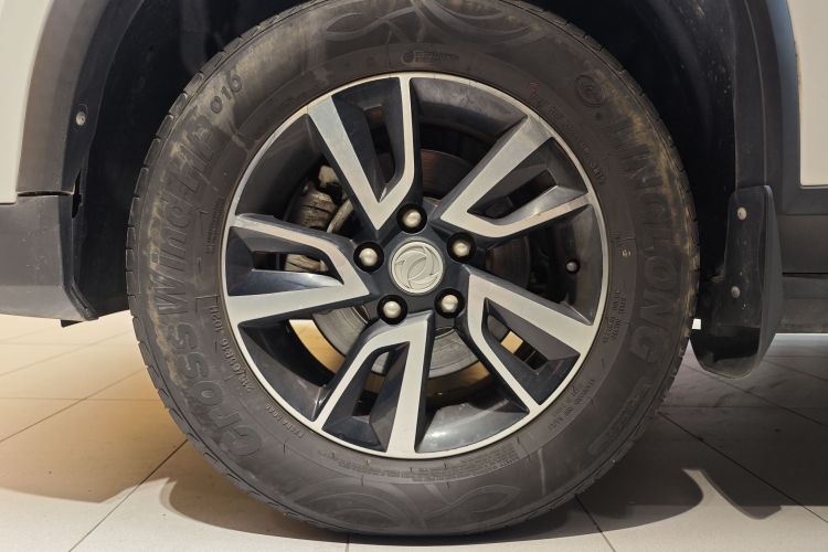 东风风行 风行T5 2020款 1.6L 手动舒适型 国VI车身外观6004