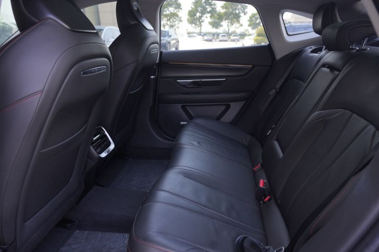 小鹏P7 2022款 480N+中控内饰7002