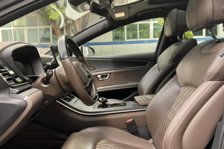 比亚迪 汉 2020款 EV 四驱高性能版旗舰型中控内饰7004