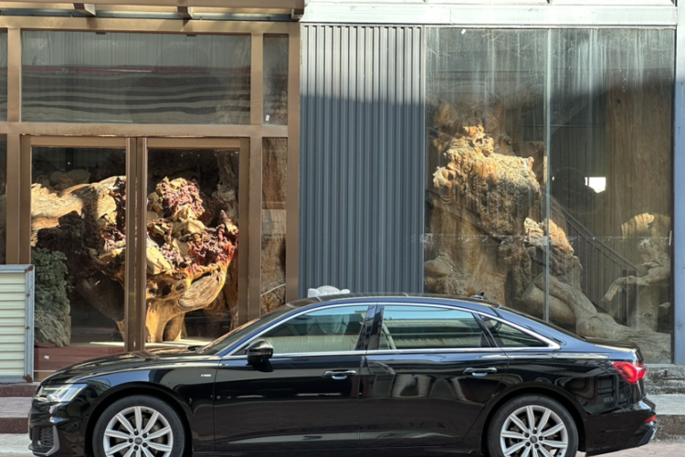 奥迪A6L 2020款 45 TFSI 臻选动感型车身外观6005