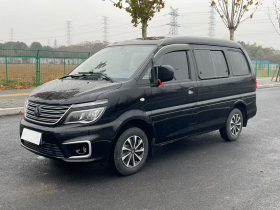 东风风行 菱智 2022款 M5 1.6L 实用型 7座