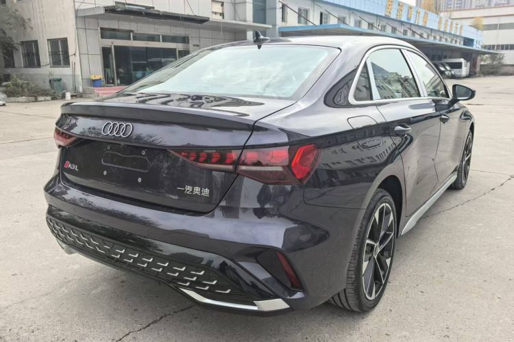 奥迪A3 2026款 A3L Limousine 35TFSI 飞驰尊享型车身外观6007