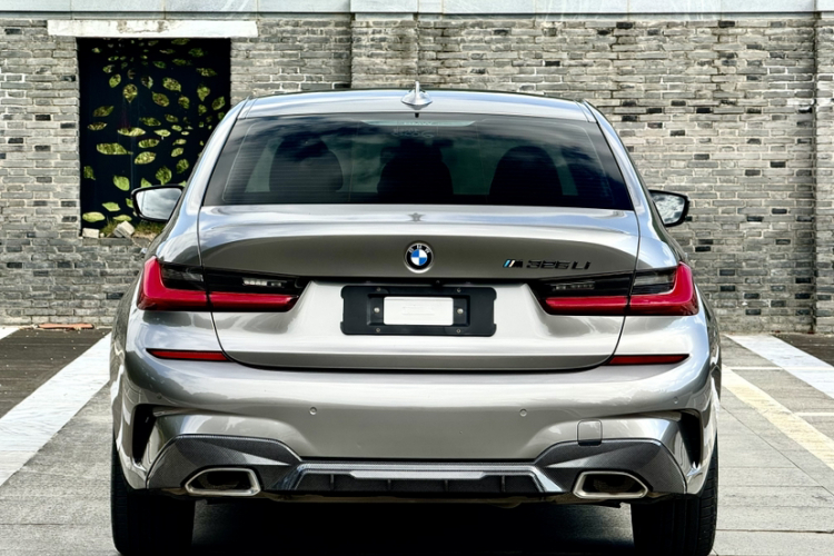 宝马3系 2021款 320Li M运动套装车身外观6002