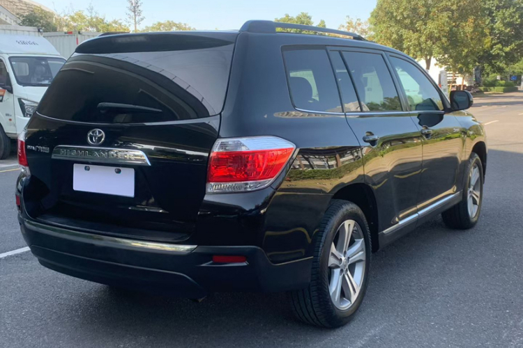 丰田 汉兰达 2012款 2.7L 两驱7座豪华版车身外观6001