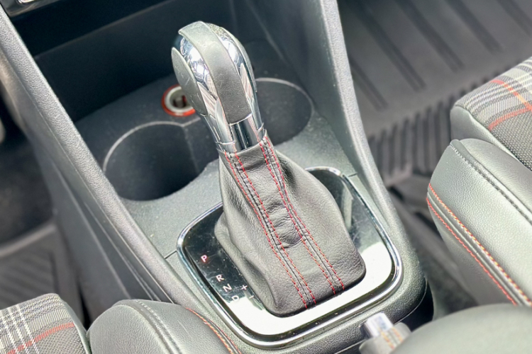 大众 Polo 2016款 1.4TSI GTI中控内饰7009