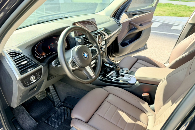 宝马X3 2021款 xDrive25i M运动套装中控内饰7004