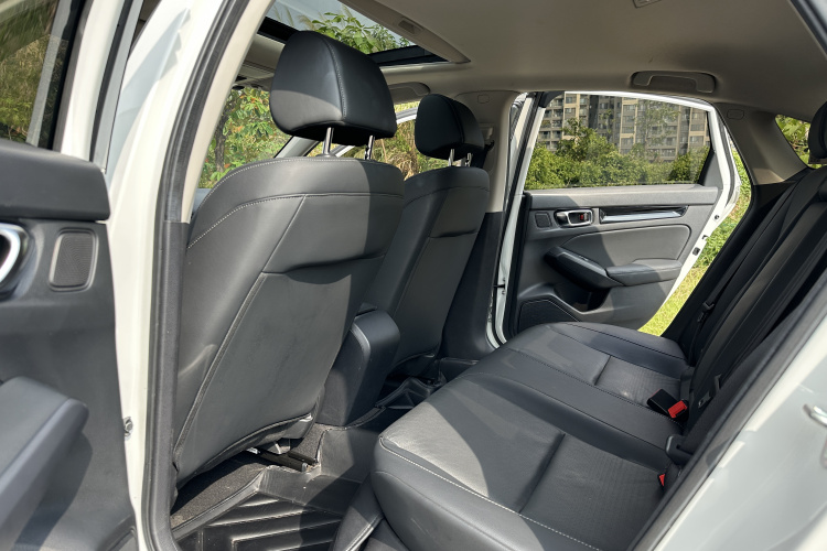 本田 思域 2022款 180TURBO CVT尚擎版中控内饰7004