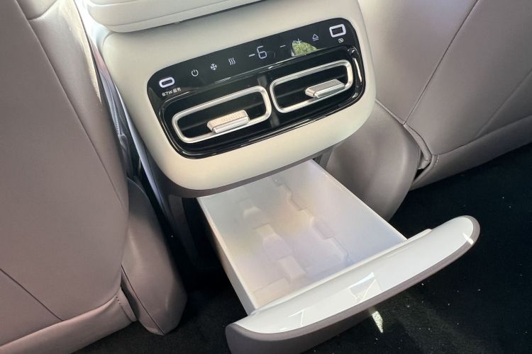 长安启源A06 2026款 240激光Ultra车身外观6001